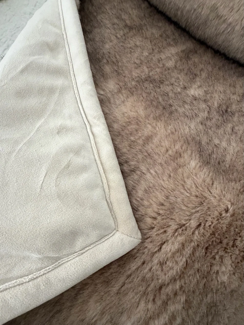 Pottery Barn Faux Mink Throw and 2 Pillow Covers Taupe color
